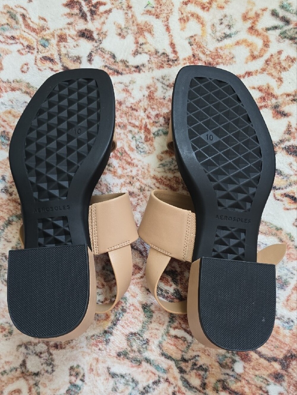NWOT AEROSOLES Dove Sandals Double-Strap Block Heel Gold Buckle Natural Beige 10 - Picture 5 of 7